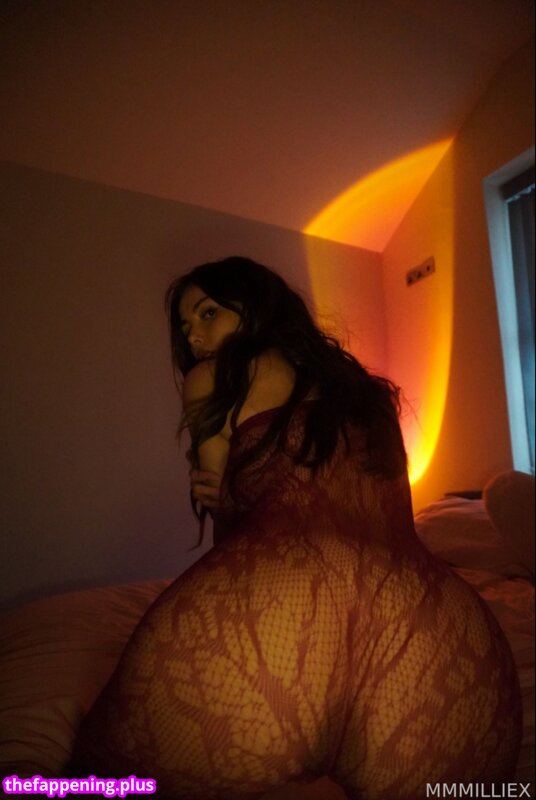 Goddessmilx / https: / mmmilliex / mmmilliexx Foto OnlyFans Nua #65