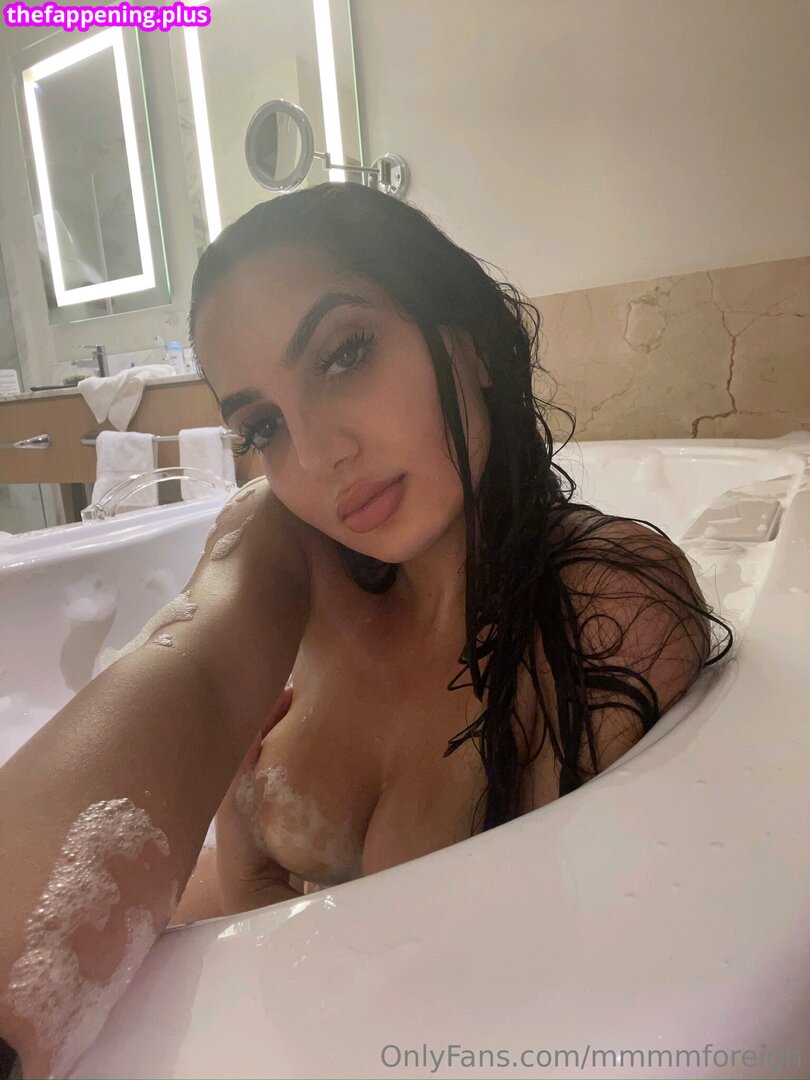 mmmmforeign Foto OnlyFans Desnuda #10