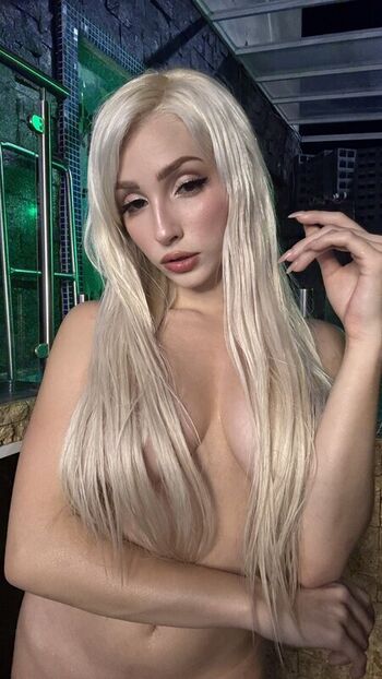 Full leaked Mochidolll private onlyfans photo