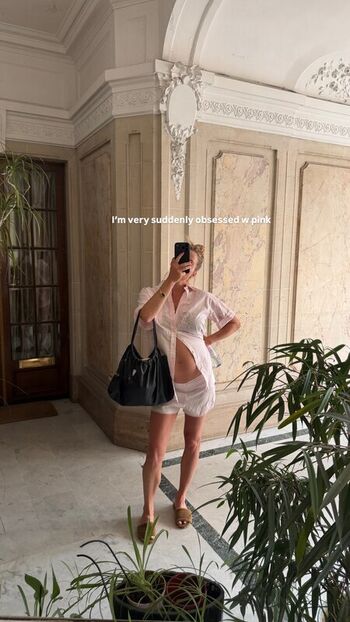 Full leaked Molly baz private onlyfans photo