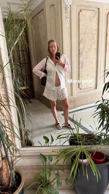 Full leaked Molly baz private onlyfans photo