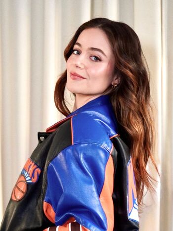 Molly Gordon