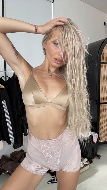 Full leaked Molly moore private onlyfans photo