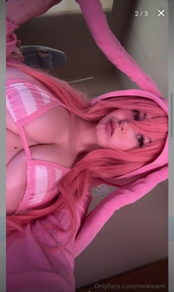 Full leaked Mollymew private onlyfans photo