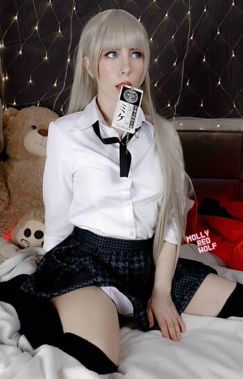 Full leaked Mollyredwolf private onlyfans photo
