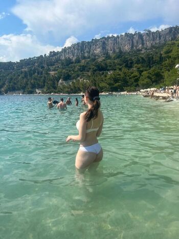 Full leaked Mollyswes private onlyfans photo