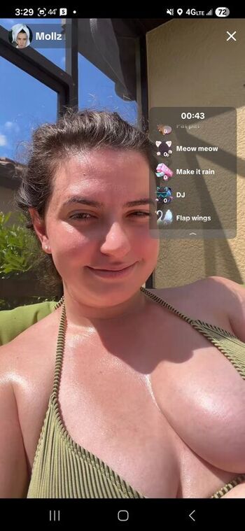 Full leaked Mollzfahdays private onlyfans photo