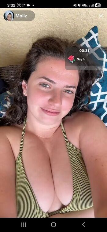 Full leaked Mollzfahdays private onlyfans photo