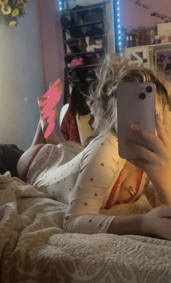 Full leaked Mommyhadly private onlyfans photo