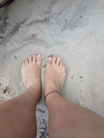 momsandfeet