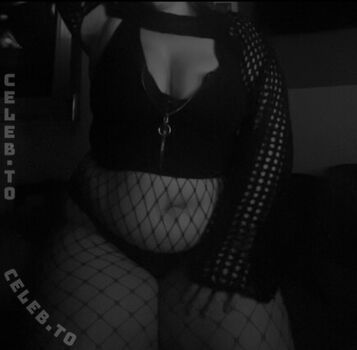 Full leaked Moni kemo private onlyfans photo