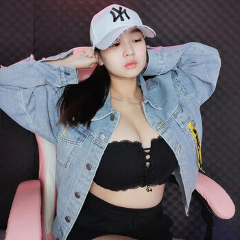 Full leaked Monicajeyincanatasya private onlyfans photo