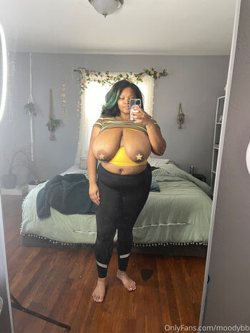Full leaked Moodybb private onlyfans photo