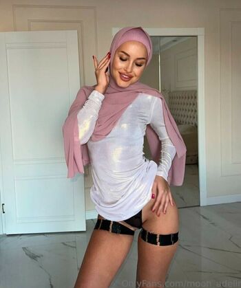 Full leaked Moon adelin private onlyfans photo