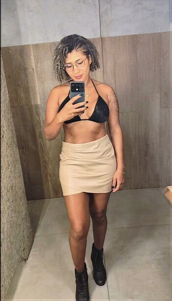 Full leaked Moreninhabraseileira private onlyfans photo