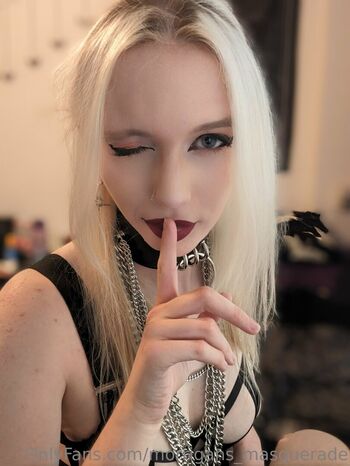 morrigans_masquerade