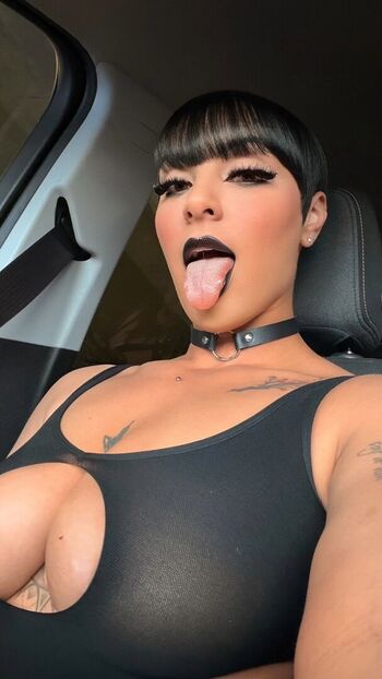 Full leaked Mortalmikasa private onlyfans photo