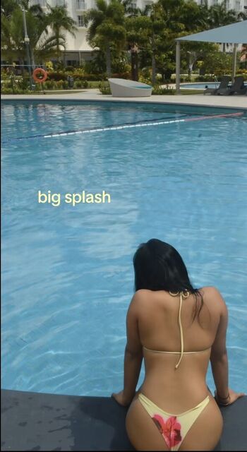 Full leaked Mrashelle private onlyfans photo