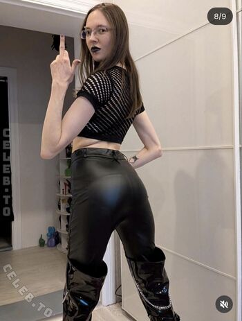 Full leaked Mrs crazy page private onlyfans photo