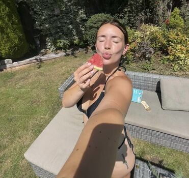 Full leaked Mrsrebeccahobson private onlyfans photo