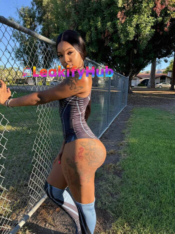 Full leaked Ms lia baby private onlyfans photo