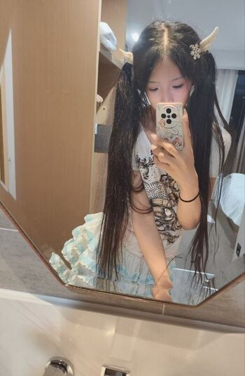 Full leaked Muqiong private onlyfans photo