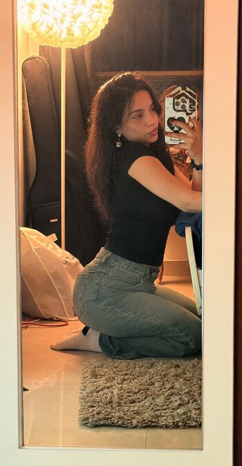 Full leaked Muskan karia private onlyfans photo