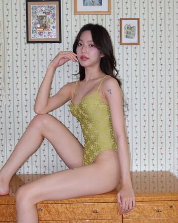 Full leaked N niniee page private onlyfans photo