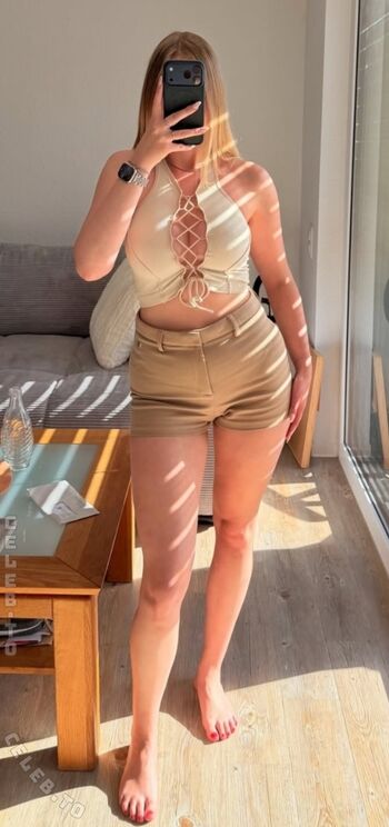 Full leaked Naadine  page private onlyfans photo
