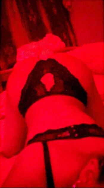 Full leaked Naailah hosein private onlyfans photo