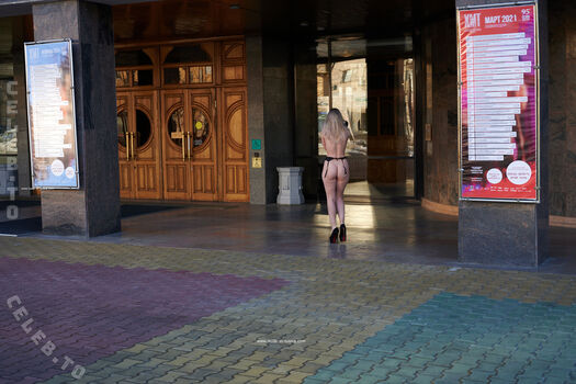 Nackt In Russland