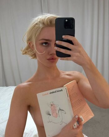 Full leaked Nadia lee cohen private onlyfans photo