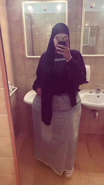 Full leaked Nadiasultanx page private onlyfans photo