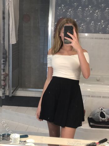 Full leaked Nadine jade page private onlyfans photo