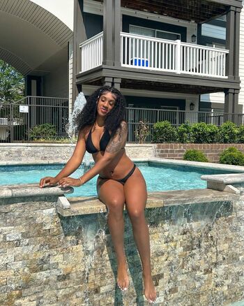 Full leaked Nae hoops private onlyfans photo