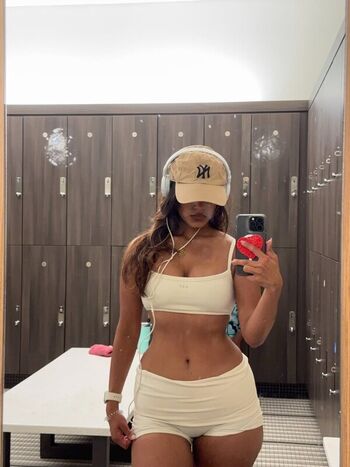 Full leaked Nahrin khan private onlyfans photo