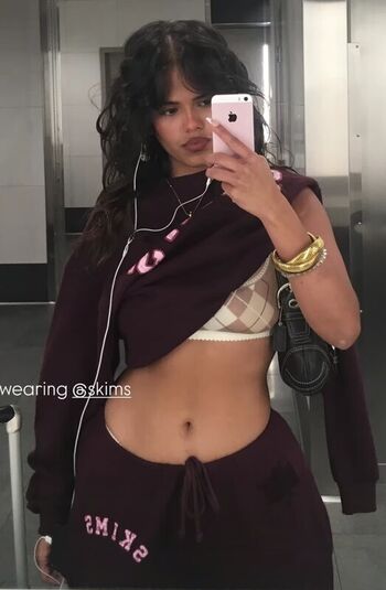Full leaked Nahrin khan private onlyfans photo