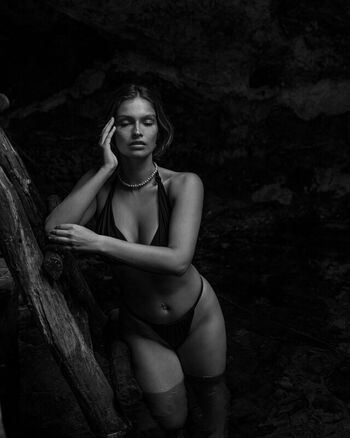 Full leaked Naila van kommer private onlyfans photo