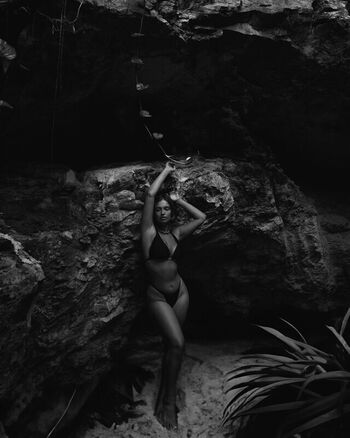 Full leaked Naila van kommer private onlyfans photo