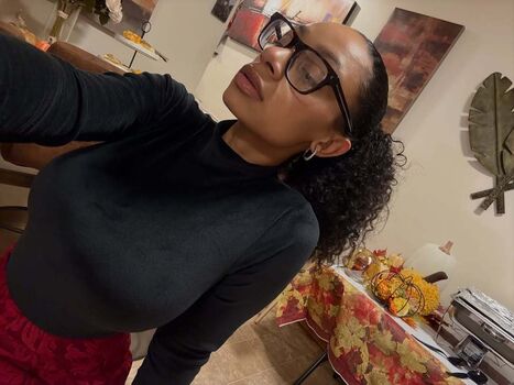 Naomi_