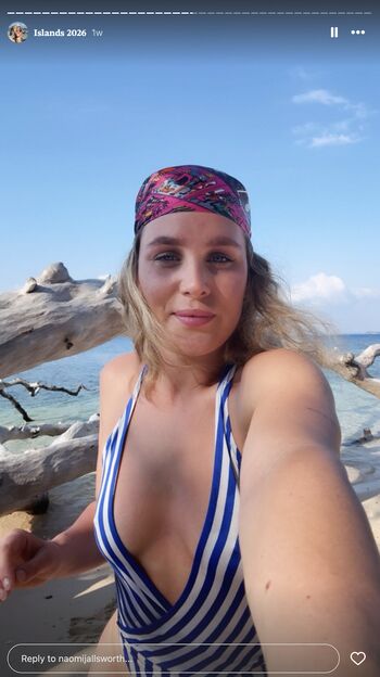 Full leaked Naomijallsworth private onlyfans photo