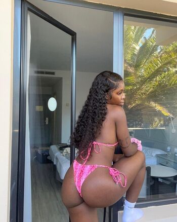 Full leaked Nataleebfitness private onlyfans photo
