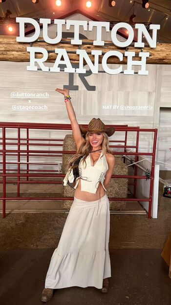Natalie Alyn Lind
