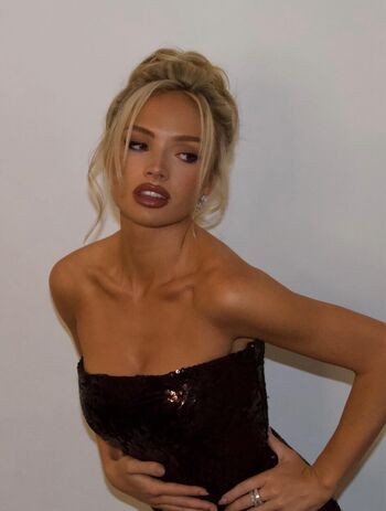 Full leaked Natalie alyn lind  page private onlyfans photo