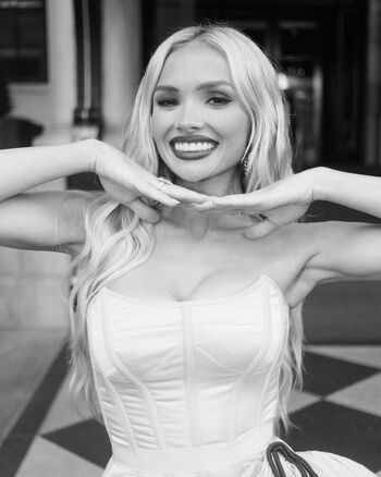 Full leaked Natalie alyn lind  page private onlyfans photo