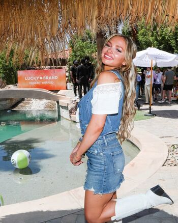 Full leaked Natalie alyn lind private onlyfans photo