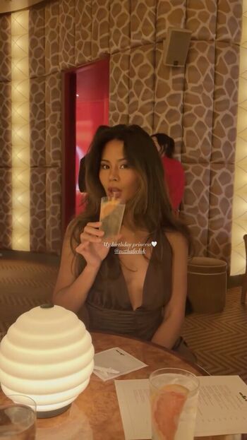 Full leaked Nathalie lok private onlyfans photo