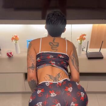 Nathi Rodrigues. Dj Nathi