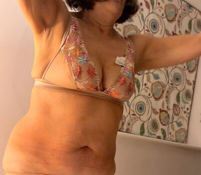 Full leaked Natural mature private onlyfans photo