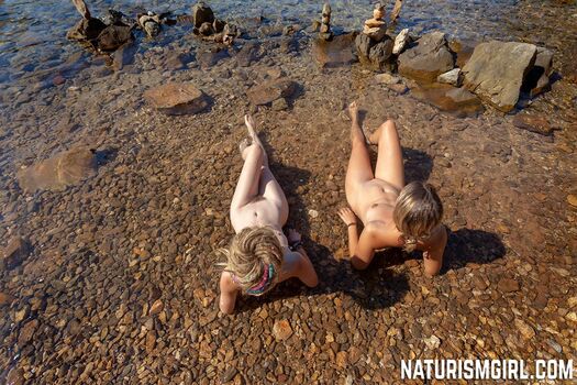 Full leaked Naturism girl private onlyfans photo
